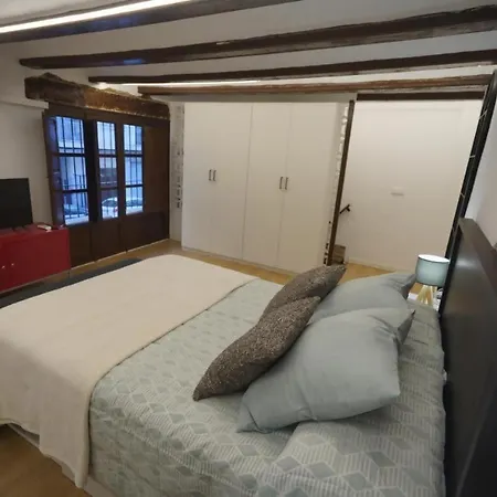 1240 Appartamento Valenza